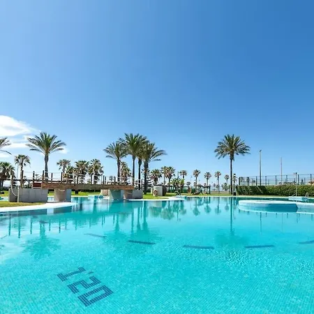 Trendyhomes Marina Golf *